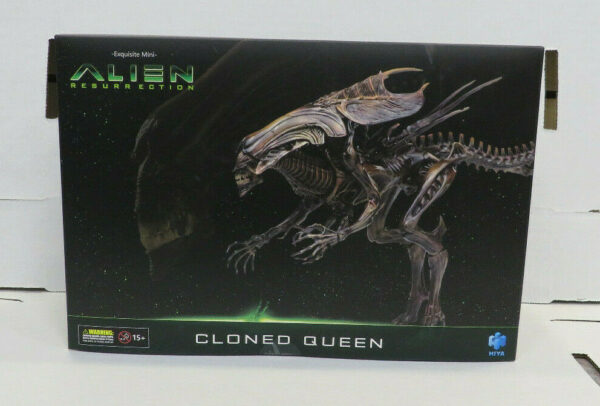 DC420177 - Alien Resurrection Cloned Queen 1:18 Scale Figure - Previews Exclusive