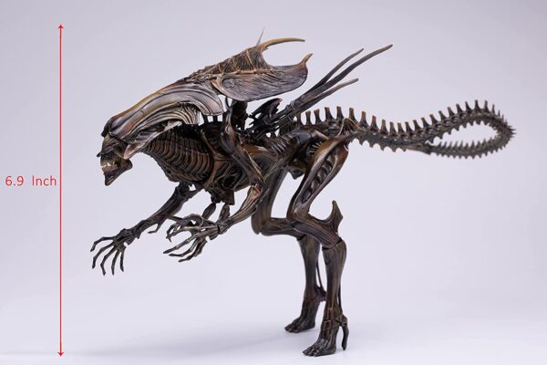DC420177 - Alien Resurrection Cloned Queen 1:18 Scale Figure - Previews Exclusive