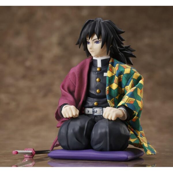 UTCAOA3885M - Demon Slayer: Kimetsu no Yaiba Giyu Tomioka BUZZ mod 1:12 Scale Action Figure