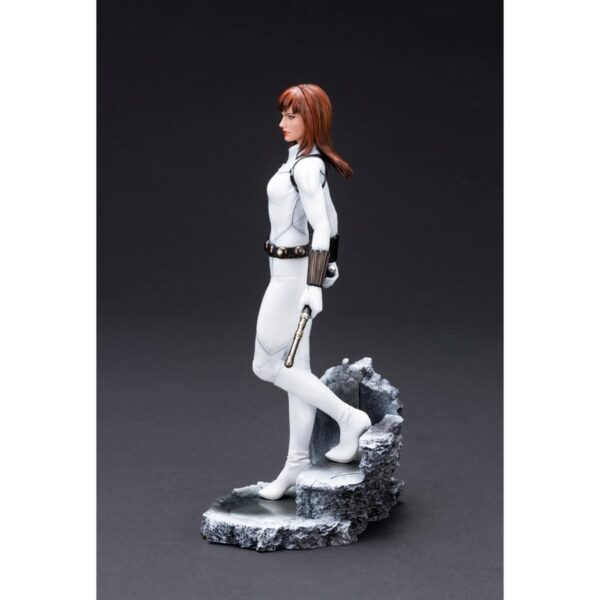 DC55204-Marvel Universe Black Widow White Version ARTFX Premier Statue