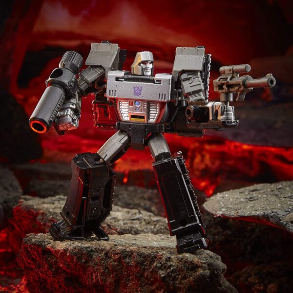 F30155X0 - Transformers Generations War for Cybertron: Kingdom Core Class WFC-K13 Megatron Action Figure