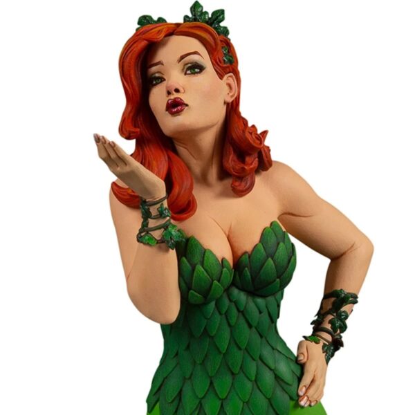 DC20207-DC Cover Girls Poison Ivy by Frank Cho Statue