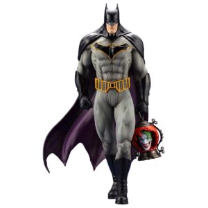KTSV317-Batman: Last Knight on Earth Batman ARTFX 1:6 Scale Statue