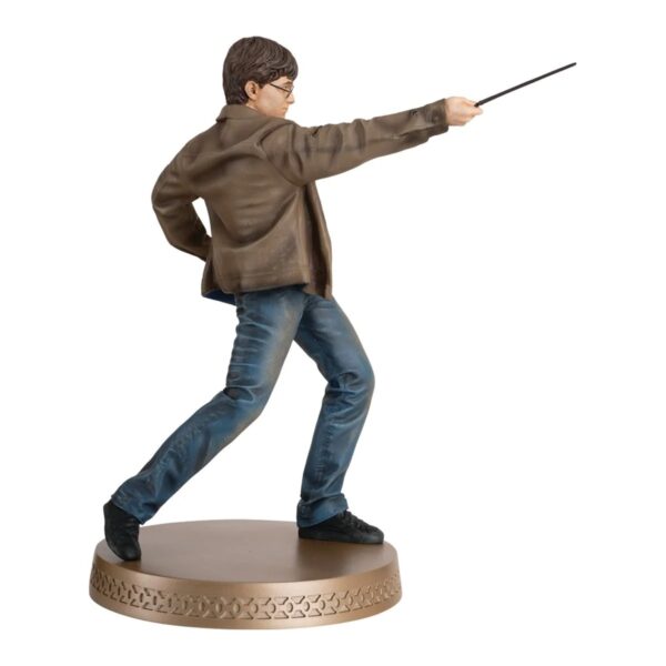 EGWHPEN602-Harry Potter Wizarding World Collection Harry Potter and the Deathly Hallows Mega Figure with Collector Magazine