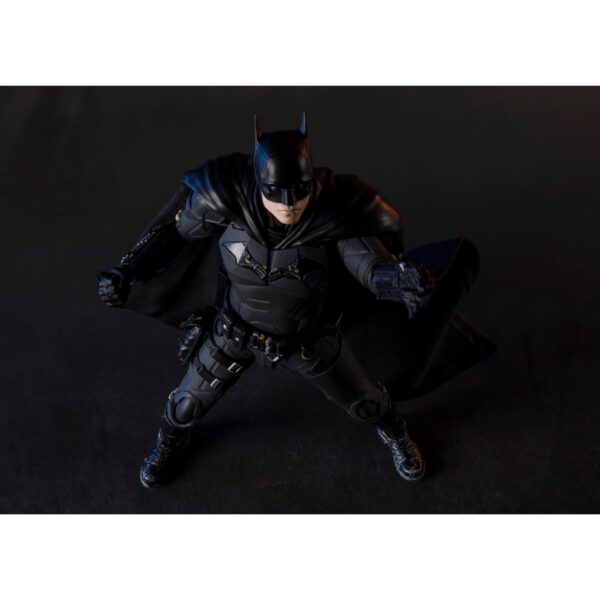 BABAS63765-The Batman Movie Batman S.H.Figuarts Action Figure