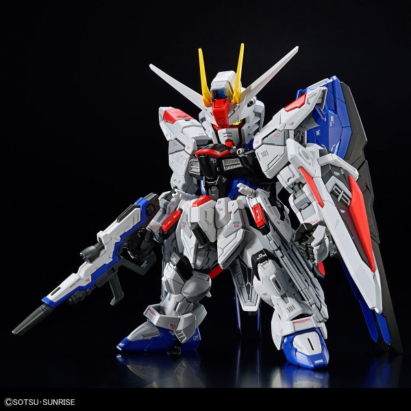 5064257-BANDAI Hobby MGSD FREEDOM GUNDAM