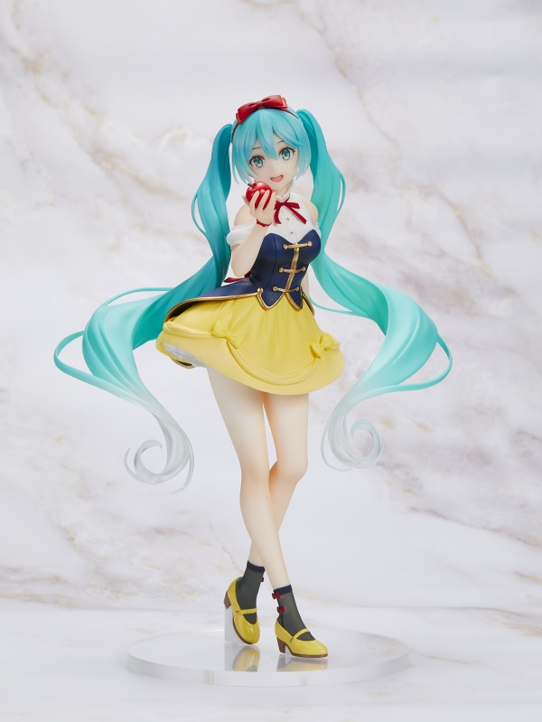 TT40348-TAITO Hatsune Miku Wonderland Figure - Snow White